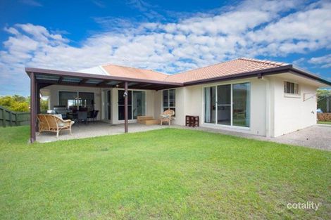 18 Headsail Dr, Banksia Beach, QLD 4507