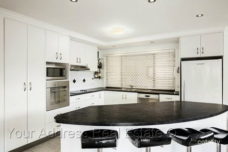Property photo of 25 Dracon Street Regents Park QLD 4118