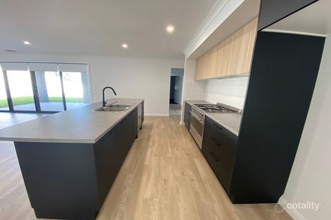 Property photo of 9 Rodeo Drive Thurgoona NSW 2640