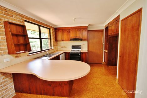 Property photo of 6 Bouffler Close Kelso NSW 2795