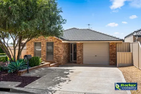 1 Curnow Ct, Evanston Park, SA 5116