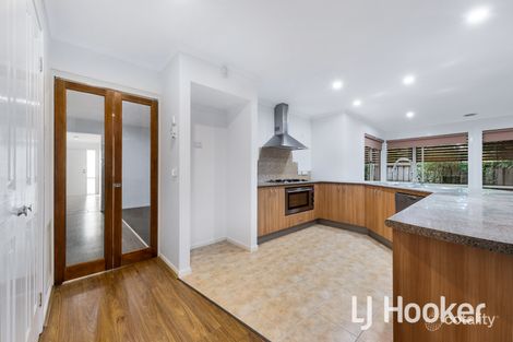 Property photo of 46 Marsh Grove Berwick VIC 3806