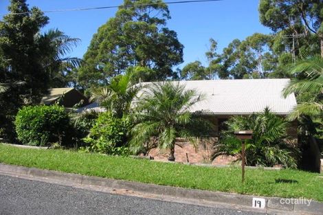 19 Gordon Cres, Smiths Lake, NSW 2428