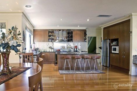 4 Forge Cl, Maribyrnong, VIC 3032