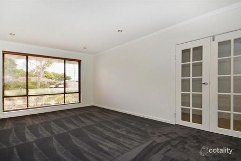 Property photo of 10 Cousins Street Karrinyup WA 6018