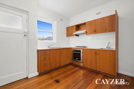 Property photo of 2/8 Raith Court St Kilda East VIC 3183
