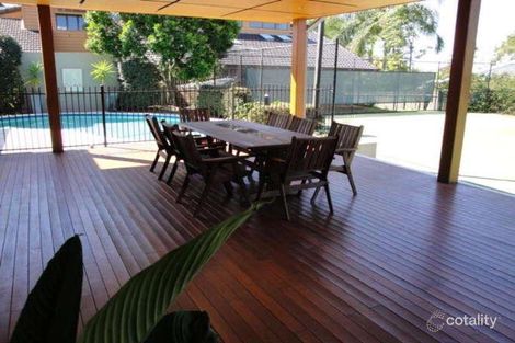 Property photo of 4 Chisholm Court Mount Ommaney QLD 4074