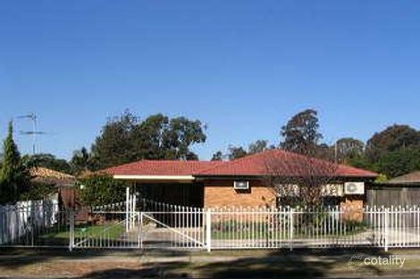 10 Knapton St, St Johns Park, NSW 2176