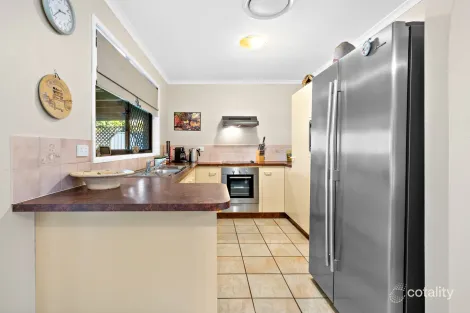 Property photo of 8 Dean Street Bray Park QLD 4500