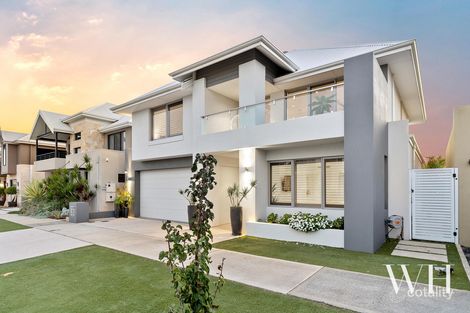 Property photo of 18 Breaksea Drive North Coogee WA 6163
