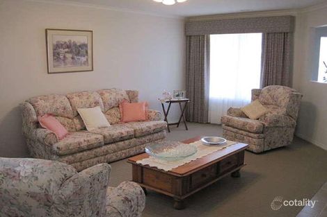 Property photo of 22 Caspian Chase Pakenham VIC 3810
