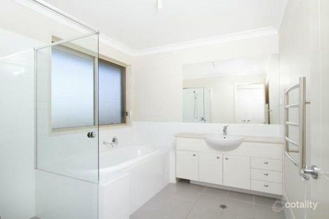 Property photo of 31 Larkin Crescent Flinders NSW 2529