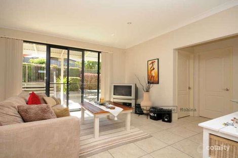Property photo of 19 North Shore Avenue Varsity Lakes QLD 4227