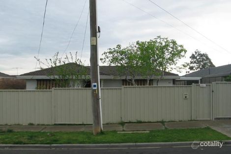 23 Willow Dr, Avondale Heights, VIC 3034