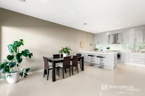 Property photo of 8/110 Sanctuary Lakes North Boulevard Point Cook VIC 3030