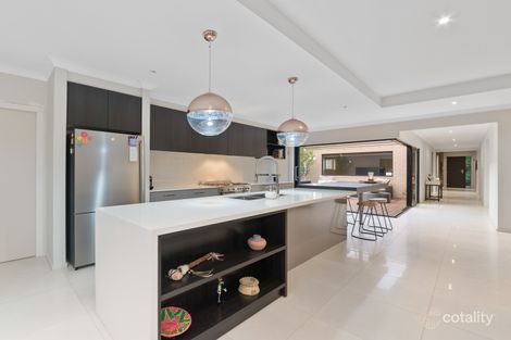 Property photo of 62 Flowerbloom Crescent Clyde North VIC 3978