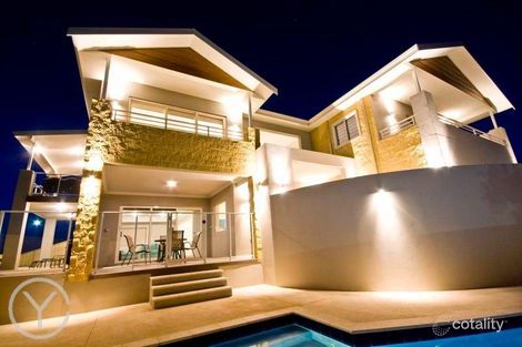 1a The Cove, Coogee, WA 6166