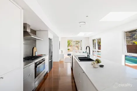 Property photo of 76 Delmar Parade Dee Why NSW 2099