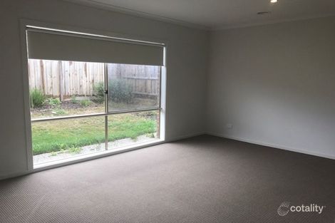 Property photo of 35 Tilden Rise Cranbourne North VIC 3977