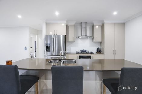 Property photo of 90 Bulleringa Loop Mount Peter QLD 4869