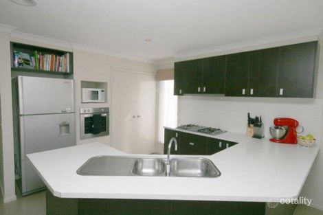 Property photo of 5 Inverell Parkway Tarneit VIC 3029