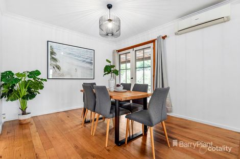 Property photo of 16 Moomba Street Mornington VIC 3931