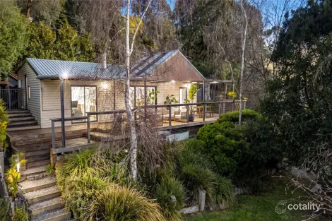 17 Old Forest Rd, The Basin, VIC 3154