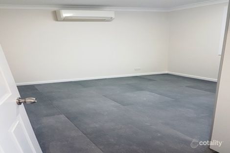 Property photo of 2A Pine Creek Circuit St Clair NSW 2759