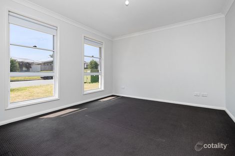 Property photo of 139 Talleyrand Circuit Greta NSW 2334