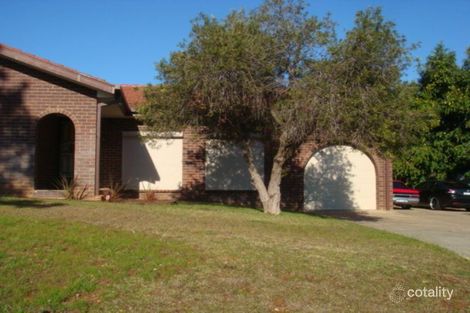 35 Malaya Dr, Tolland, NSW 2650