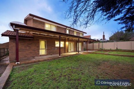 Property photo of 17 Granton Avenue Endeavour Hills VIC 3802