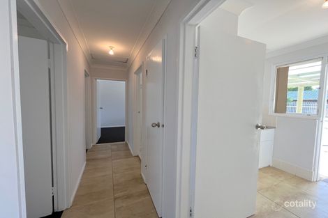 Property photo of 14 Waterton Way Cooloongup WA 6168