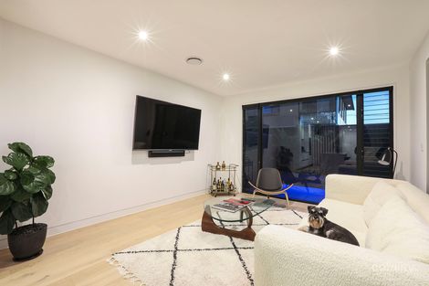 Property photo of 2/48 Albion Avenue Miami QLD 4220