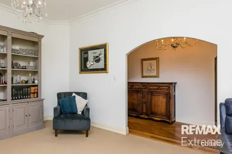 Property photo of 18 Discovery Circuit Iluka WA 6028