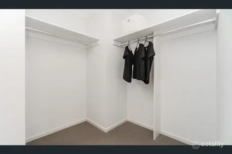 Property photo of 48 Kangaroo Road Craigieburn VIC 3064