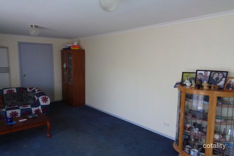 Property photo of 71 Maple Crescent Churchill VIC 3842