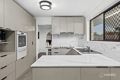 Property photo of 8 Fenimore Street Wishart QLD 4122