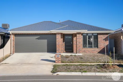 34 Spoonbill Ave, Winter Valley, VIC 3358