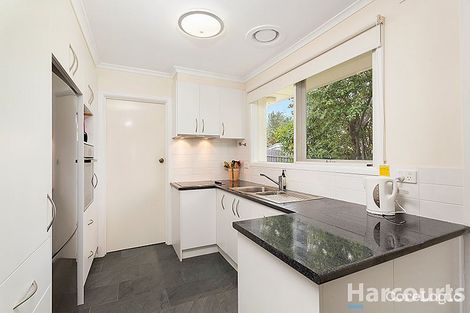 Property photo of 1 Clovelly Court Mount Waverley VIC 3149