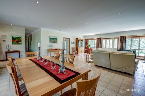 Property photo of 22 Jarman Crescent Clare SA 5453