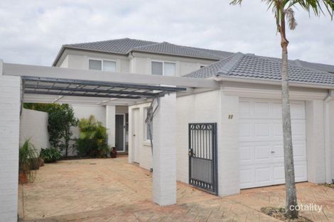 17/1 Bronberg Ct, Southport, QLD 4215