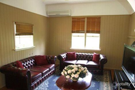Property photo of 72 Birdwood Road Holland Park West QLD 4121