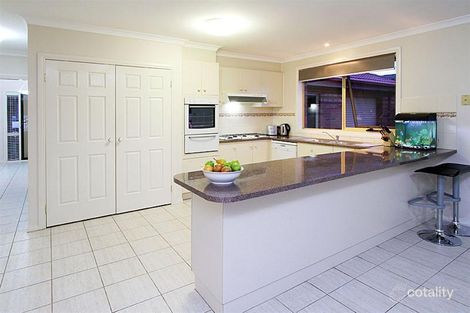 Property photo of 10 Delbridge Drive Sydenham VIC 3037