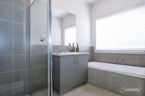 Property photo of 37 Bellfield Drive Craigieburn VIC 3064