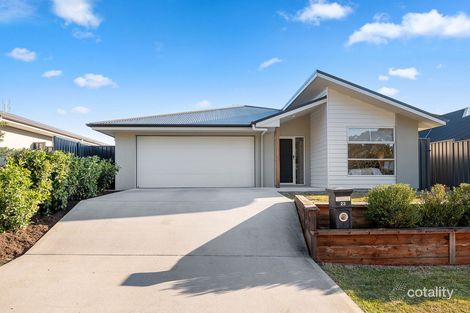 Property photo of 23 Kuttal Crescent Fletcher NSW 2287