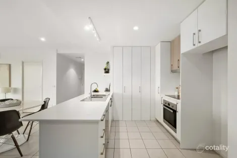 Property photo of 33/2 Hinder Street Gungahlin ACT 2912