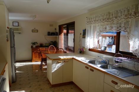 Property photo of 11 Brooks Street Bright VIC 3741