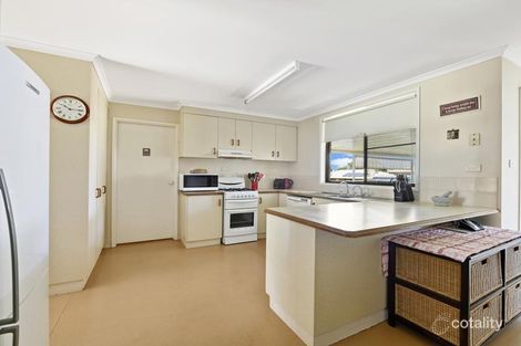 Property photo of 9 Black Court Wilsonton QLD 4350