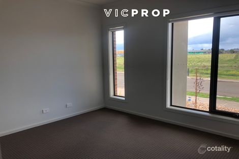 Property photo of 77 Juscelina Drive Craigieburn VIC 3064
