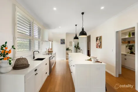 Property photo of 20 Lydwin Crescent East Toowoomba QLD 4350